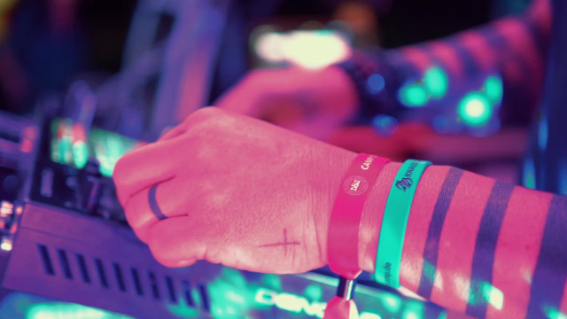 MAXI RAMSTEIN - THE DJBUS <br /><span>Konzept | Kamera |  Schnitt</span> Image